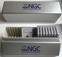  Коробка. Футляр. Бокс серебряного цвета для 20 слабов NGC (NGC Standard Coin Holder Display Box - монеты в слабах NGC). Оригинал. Официальный производитель
