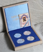 Набор из 4-х серебряных медалей "Святые Апостолы и Евангелисты" СПМД, 2009 г. В коробке с сертификатами и описанием. (архив)
